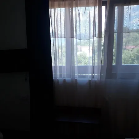 Casa 2* Moroeni